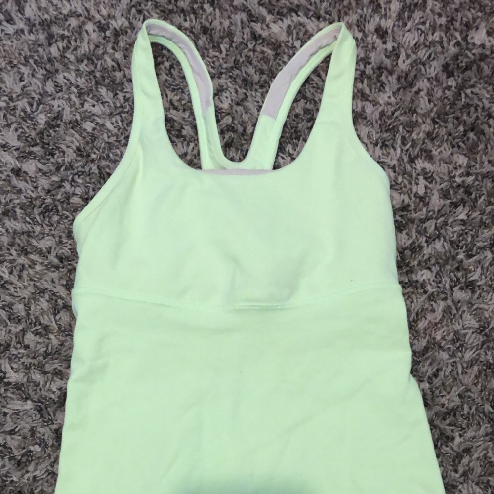 Lululemon tank